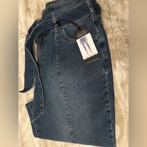 Sofia Vergaro High rise tapered jeans